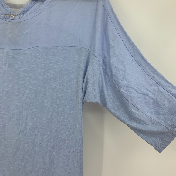 Dolan medium blouse raw edge boat neck 3/4 sleeve - Picture 3 of 5